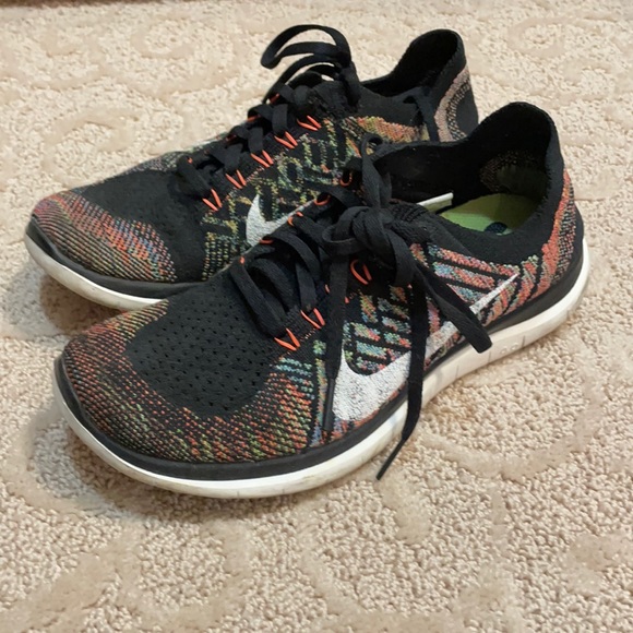 Nike Shoes - Nike sneakers